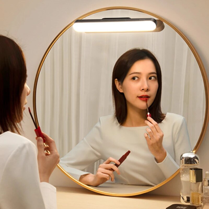 Lampada LED Magnetica Ricaricabile: Illuminazione Pratica ed Elegante