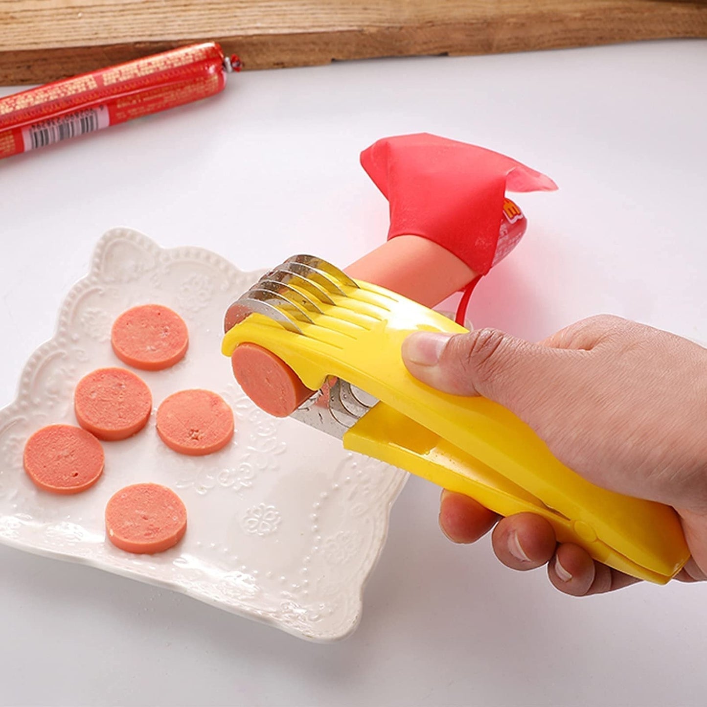 מְקַצֵּץ ירקות ידני – חותכים במהירות ובקלות 